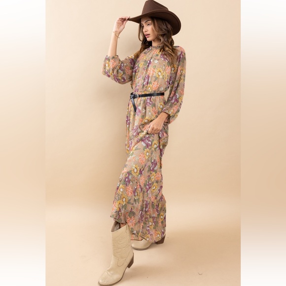 42 Beautiful Floral Print Tiered Maxi Dress - Picture 6 of 6